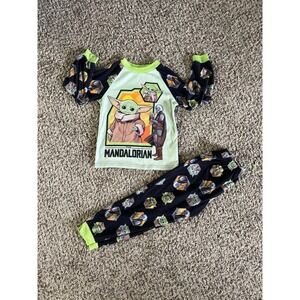 Star Wars Boys‎ "The Manalorian" Polyster Pajama set Size 4/5
